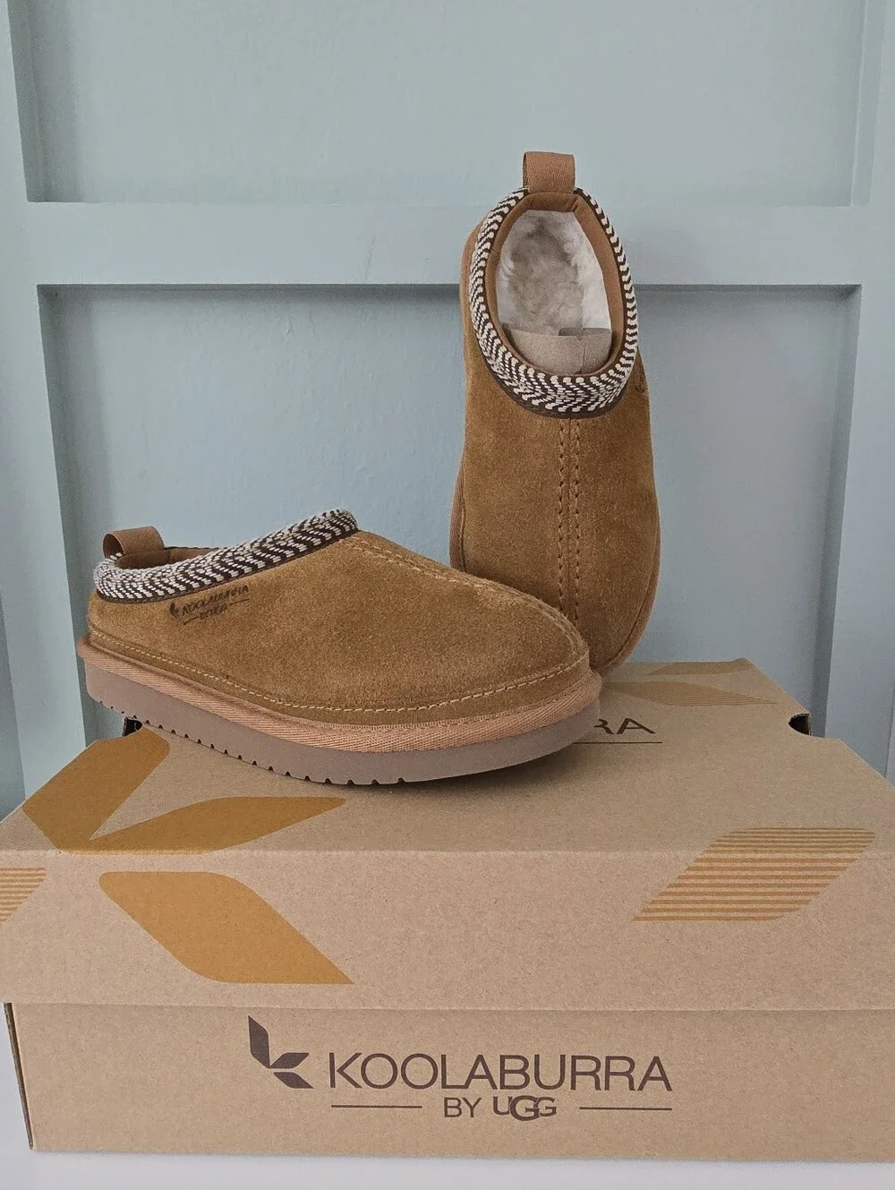 Koolaburra By UGG Kids Brown Slip-On Cozy Shoe Downtown Casual